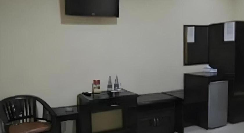 Hotel Khalista Пурвакарта Екстериор снимка