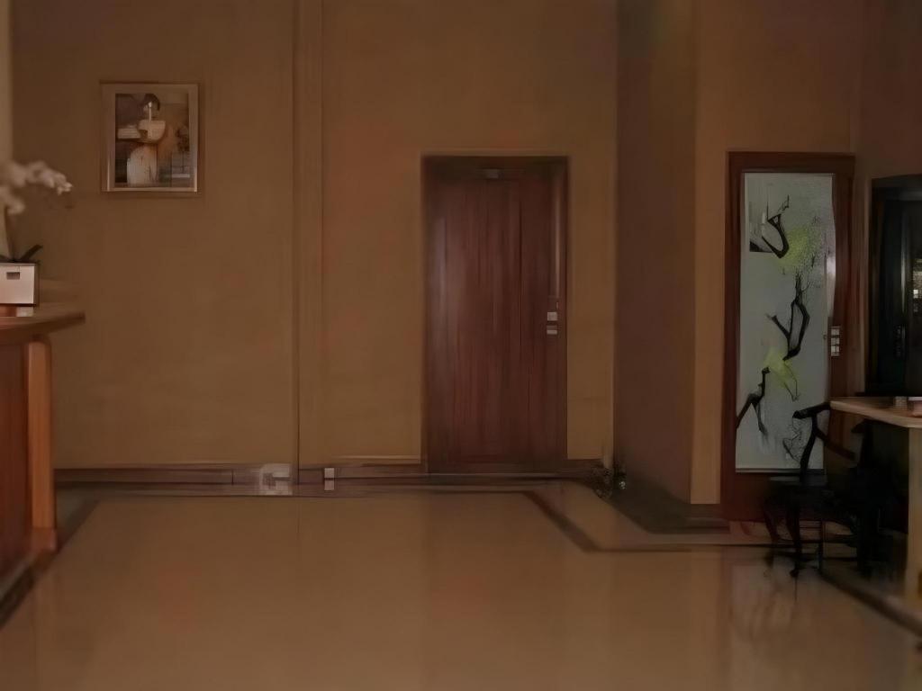 Hotel Khalista Пурвакарта Екстериор снимка